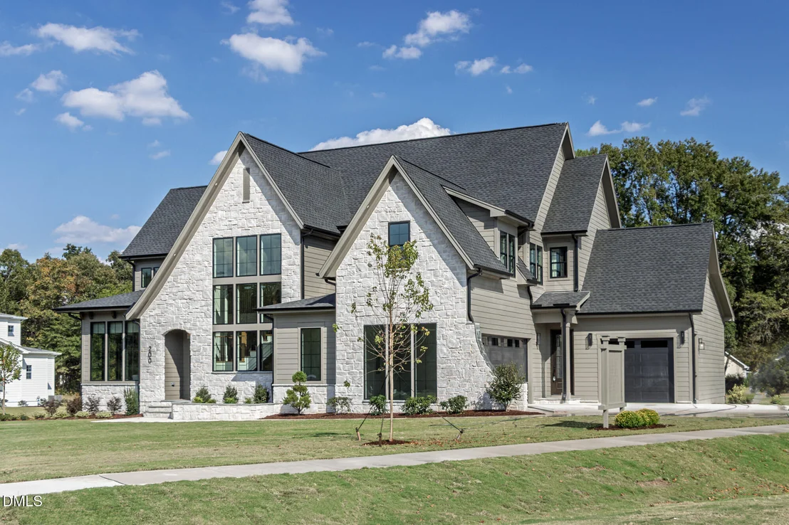 Photo of 98 Summit Terrace Drive