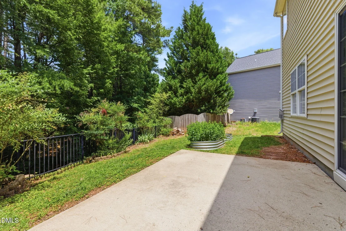 Photo of 4 Beaver Creek Lane