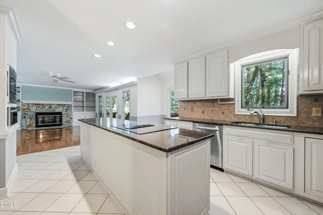 Photo of 225 Dalton Drive