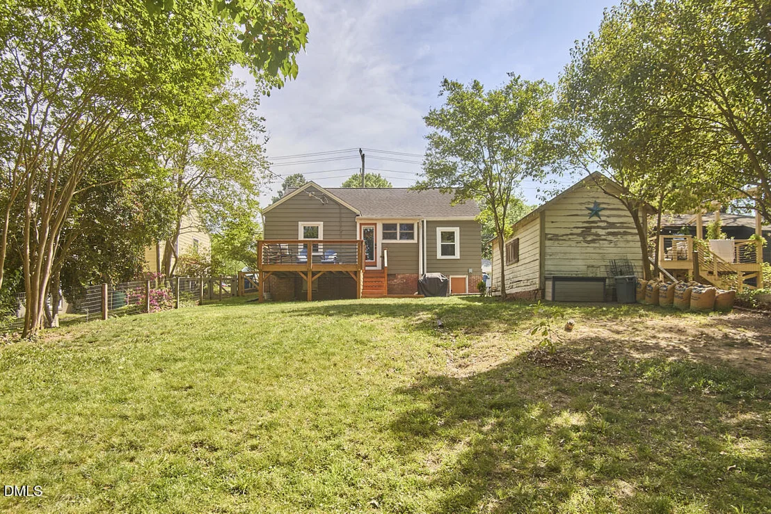 Photo of 310 Dacian Avenue