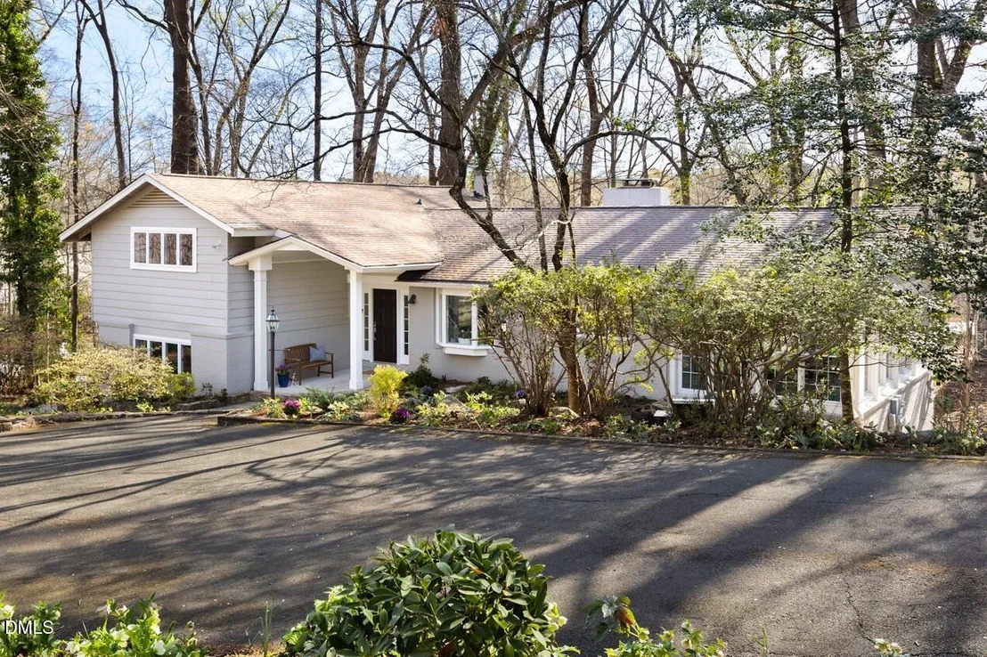 Photo of 353 Tenney Circle