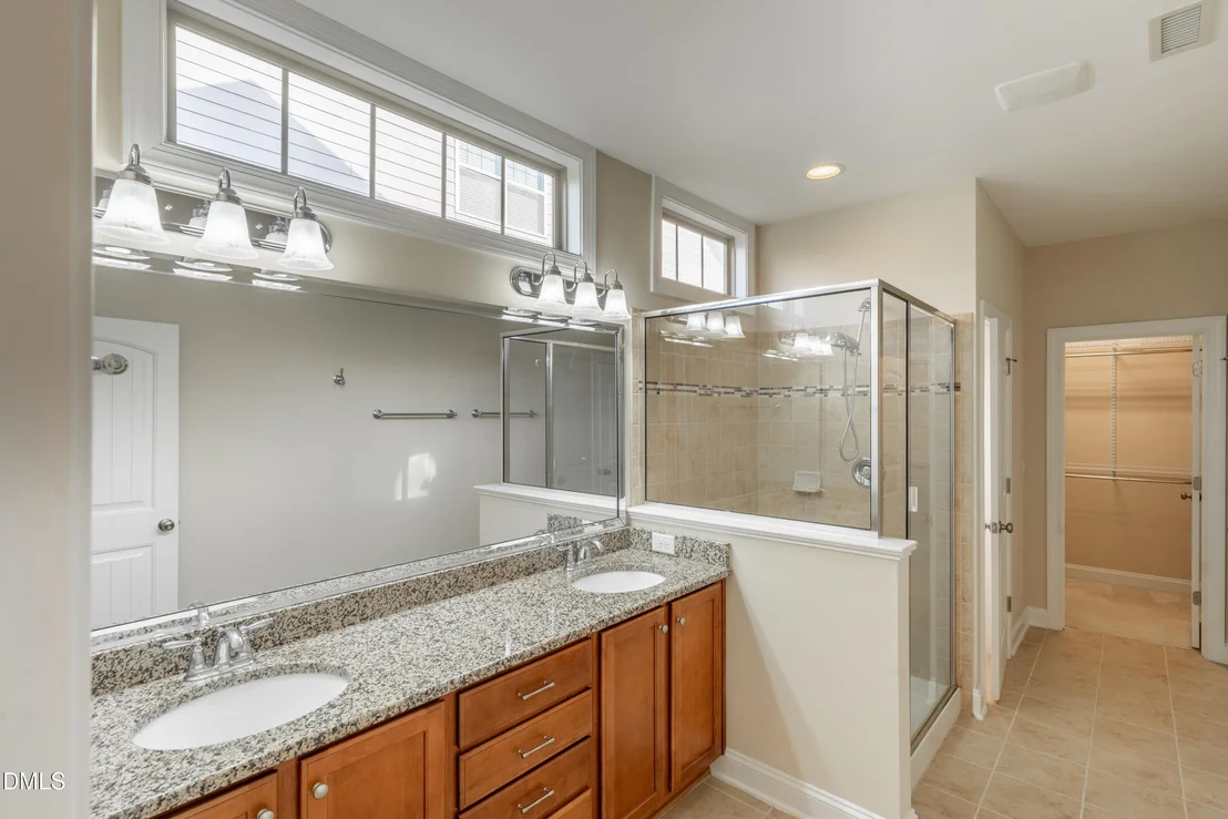 Photo of 820 Lemongrass Lane