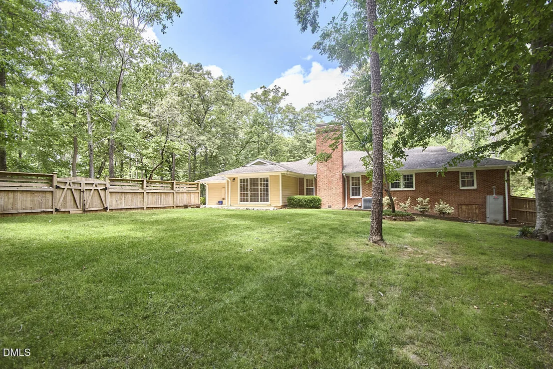 Photo of 3815 Swarthmore Road
