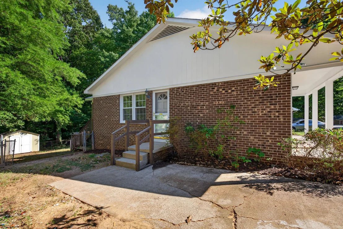 Photo of 7604 Longstreet Drive