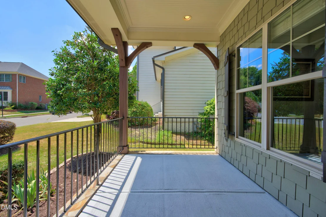 Photo of 208 William Henry Way