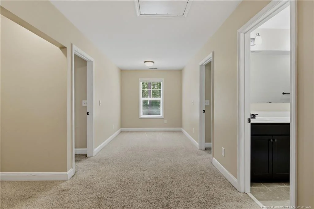 Photo of 31 Waterside Circle