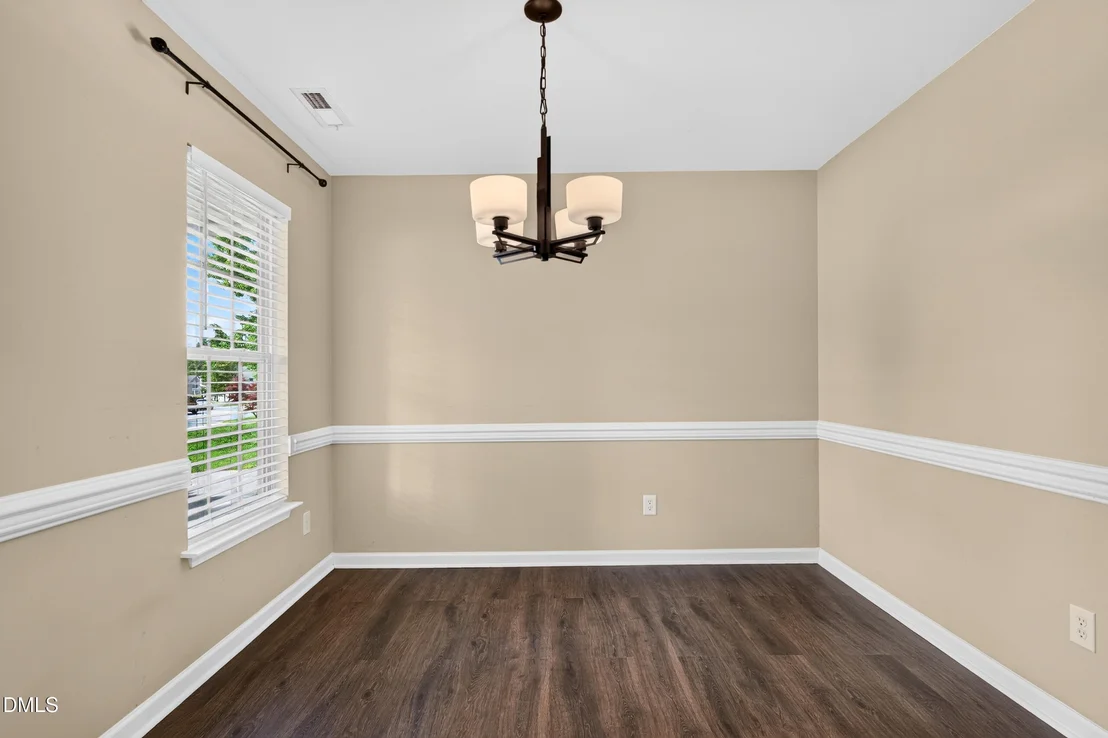 Photo of 2509 Covington Loop
