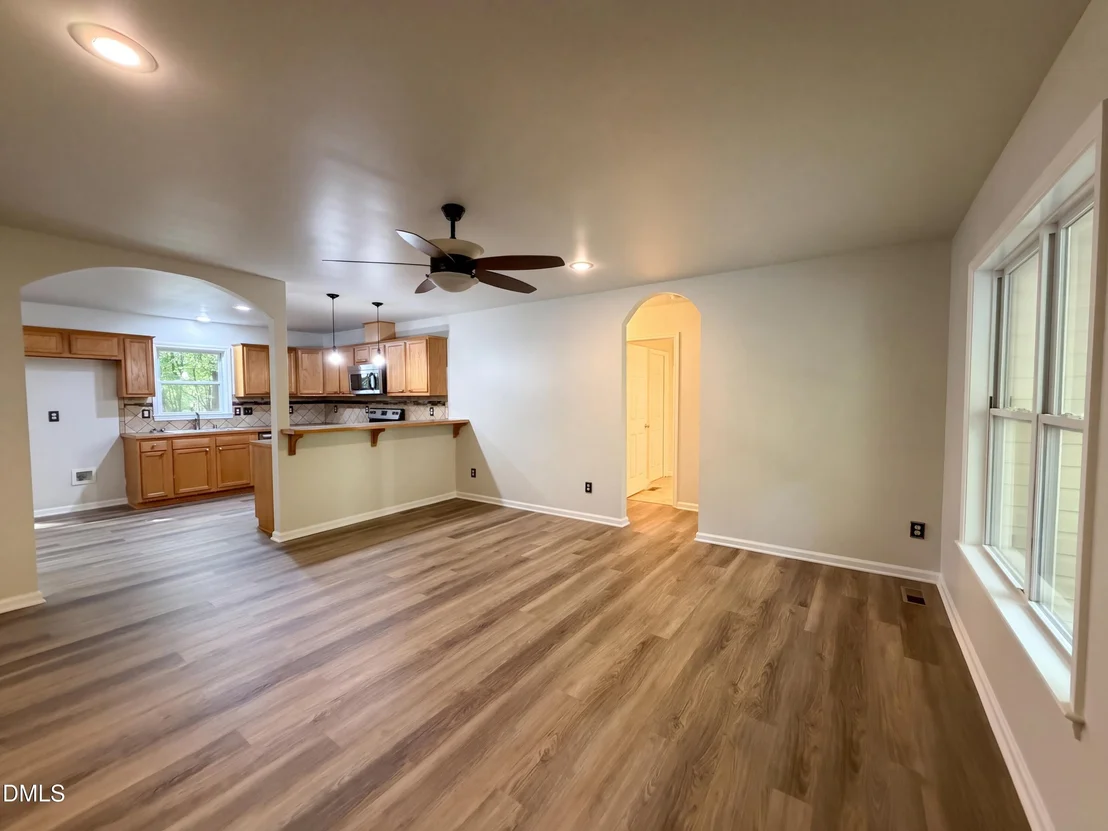 Photo of 2929 Maple Avenue