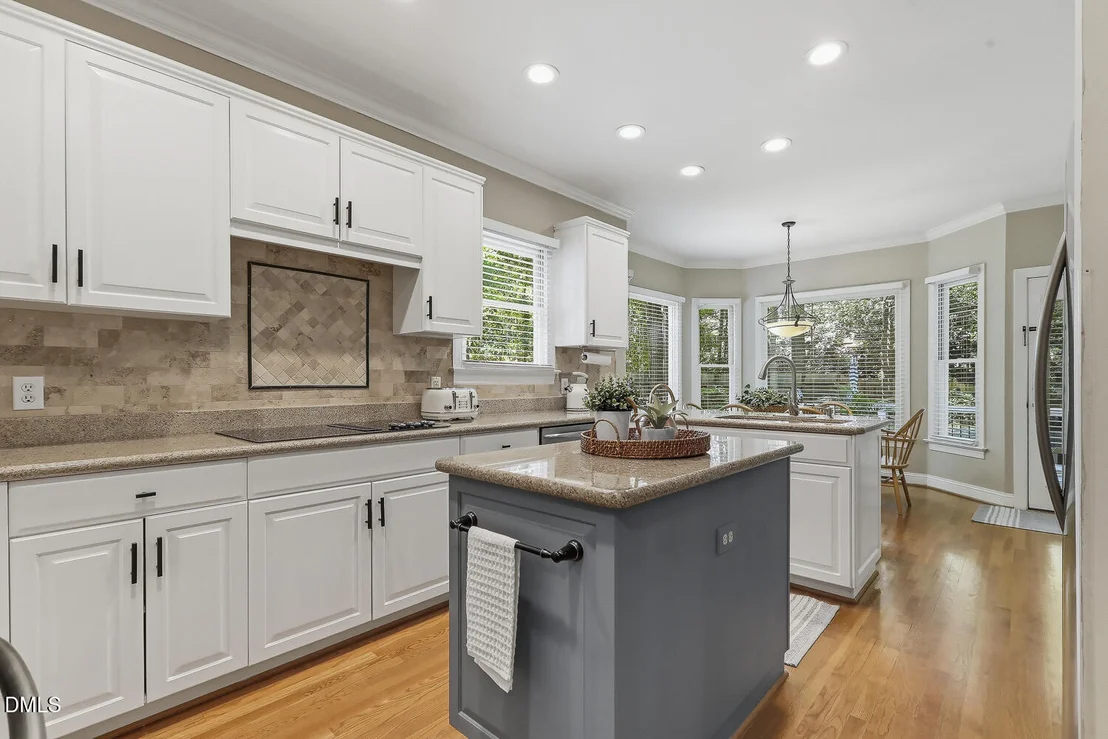 Photo of 429 Grosvenor Drive