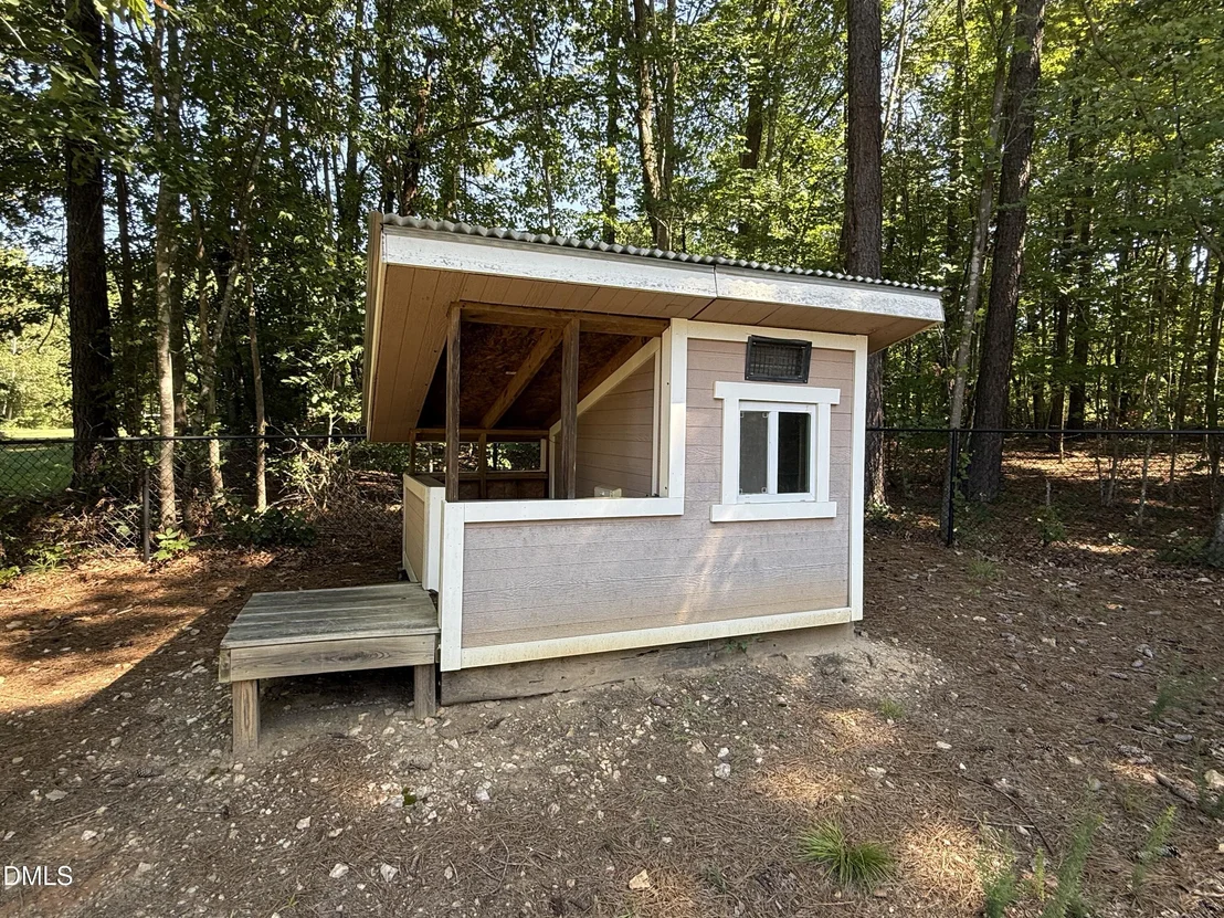 Photo of 2137 Emerald Lane