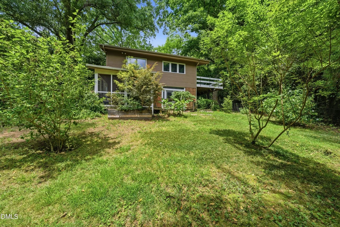 Photo of 16 Davie Circle