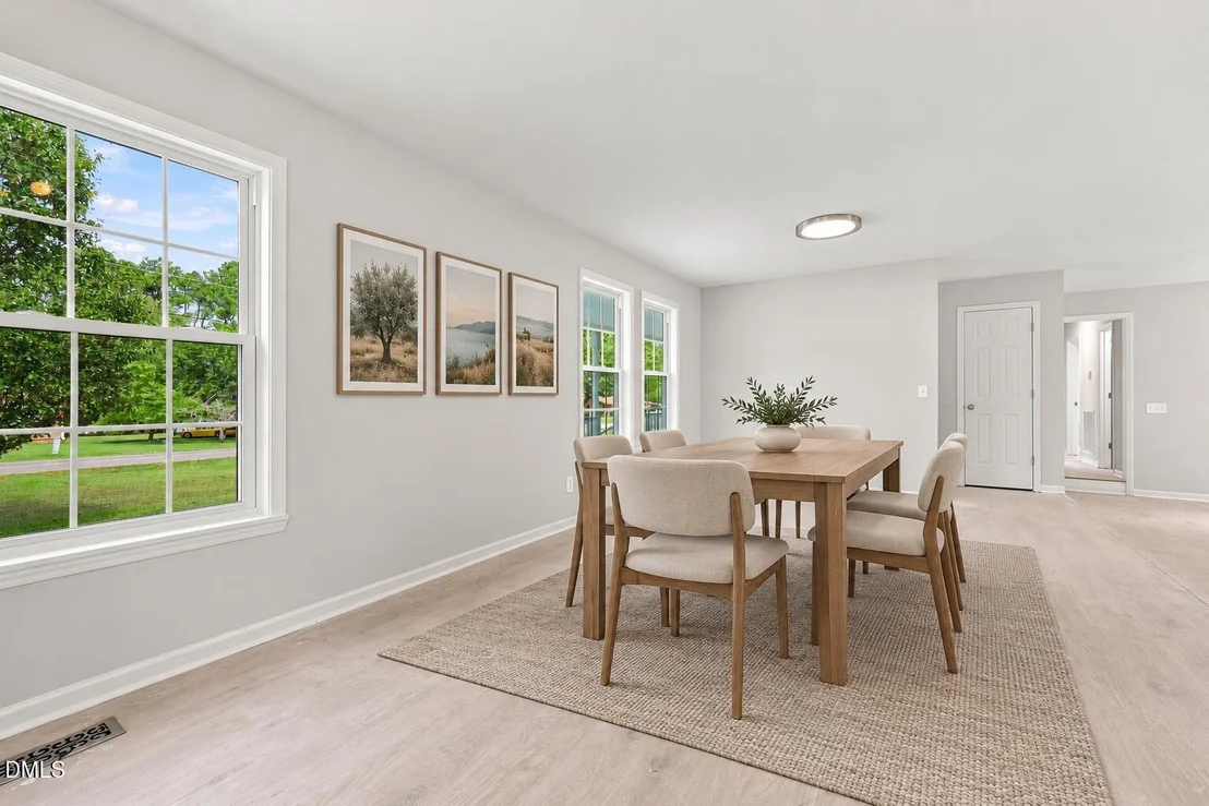 Photo of 305 1st Street