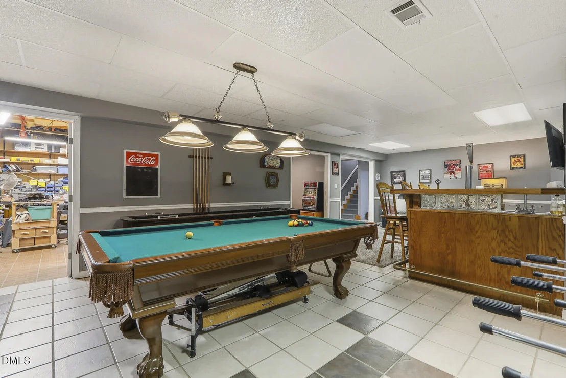 Photo of 429 Grosvenor Drive