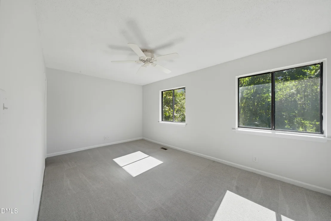Photo of Unit B at 2402 Stadium Drive