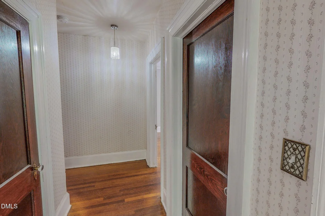 Photo of 208 Forestwood Drive