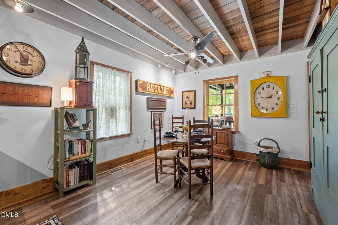 Photo of 2419 Hodges Road