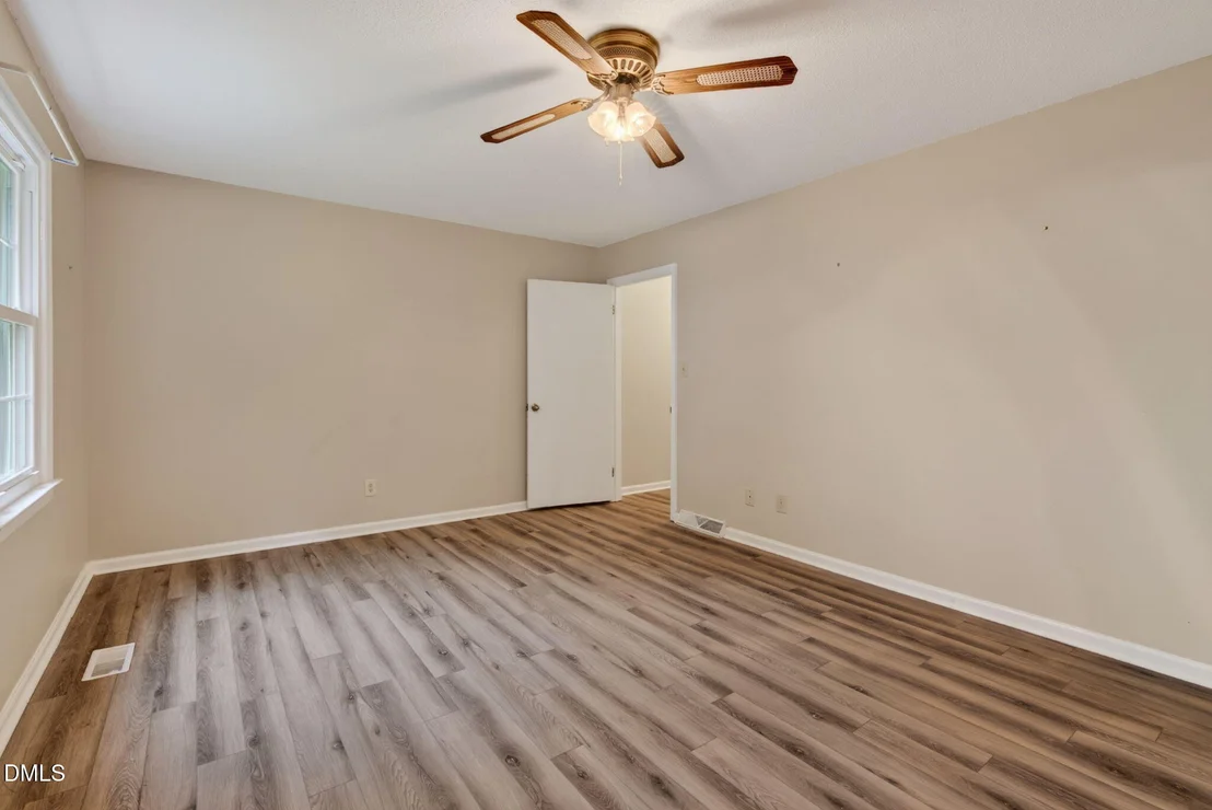 Photo of 63 White Oak Drive