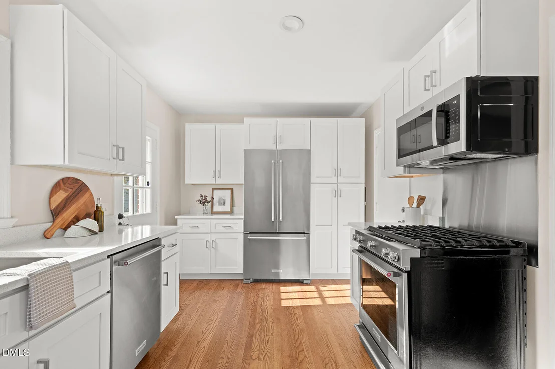 Photo of 2720 University Drive
