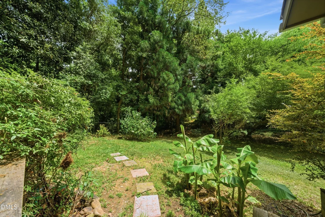 Photo of 16 Davie Circle