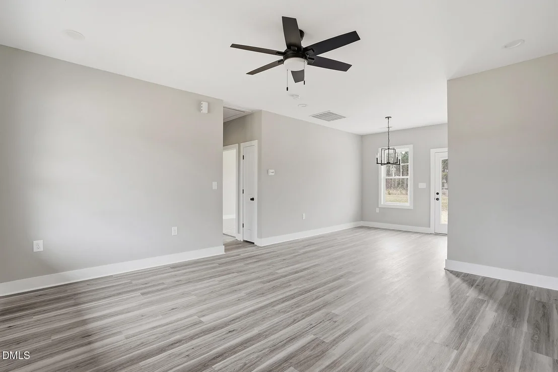 Photo of 1126 Aquilla Road