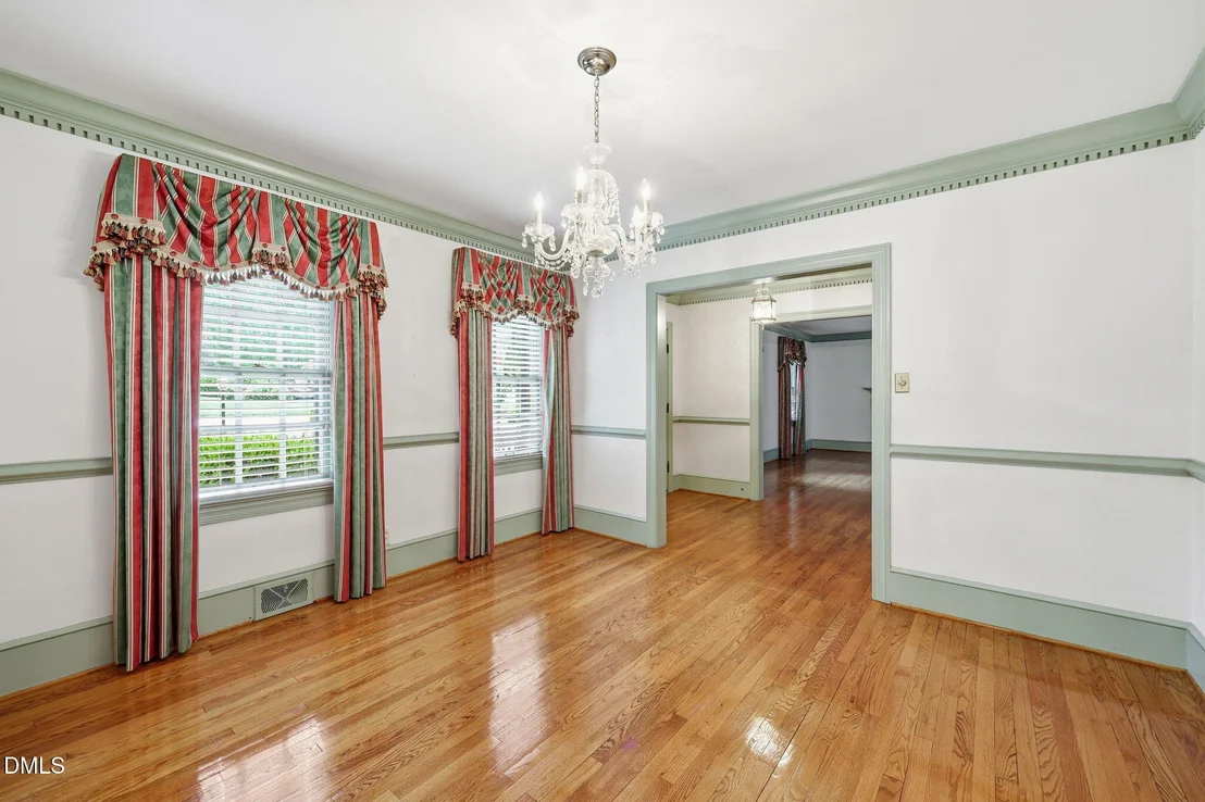 Photo of 212 Hillcrest Drive