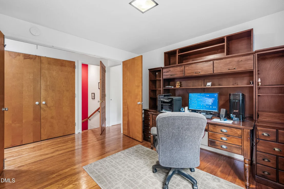 Photo of 425 Brookside Drive