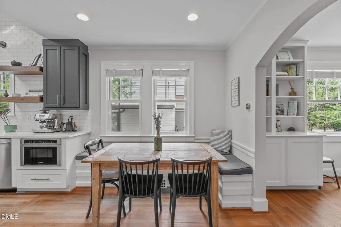 Photo of 2111 Pershing Street