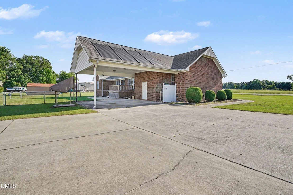 Photo of 1025 Long Branch Road