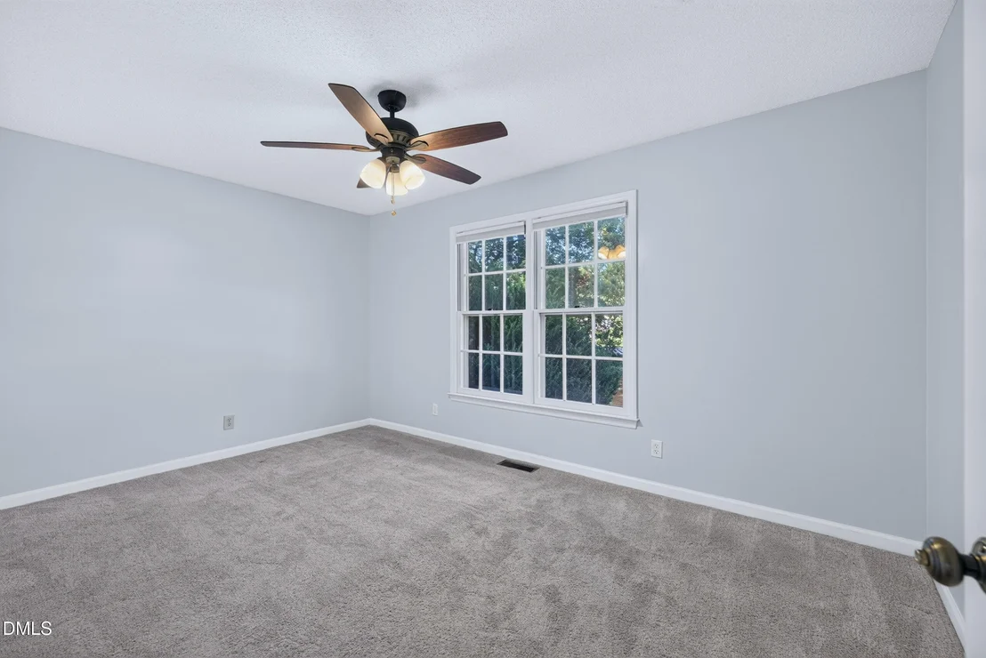 Photo of 8609 Manns Loop Road