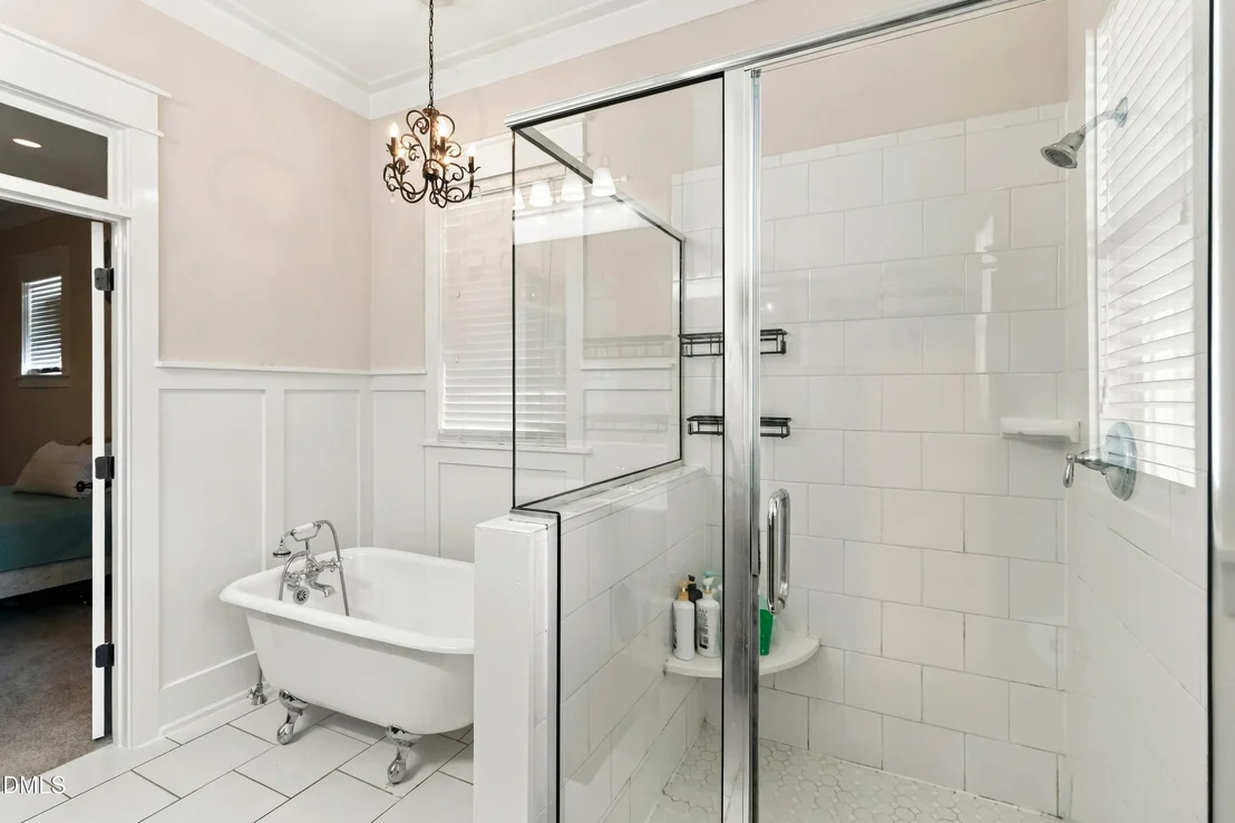 Photo of 90 Ellen Circle
