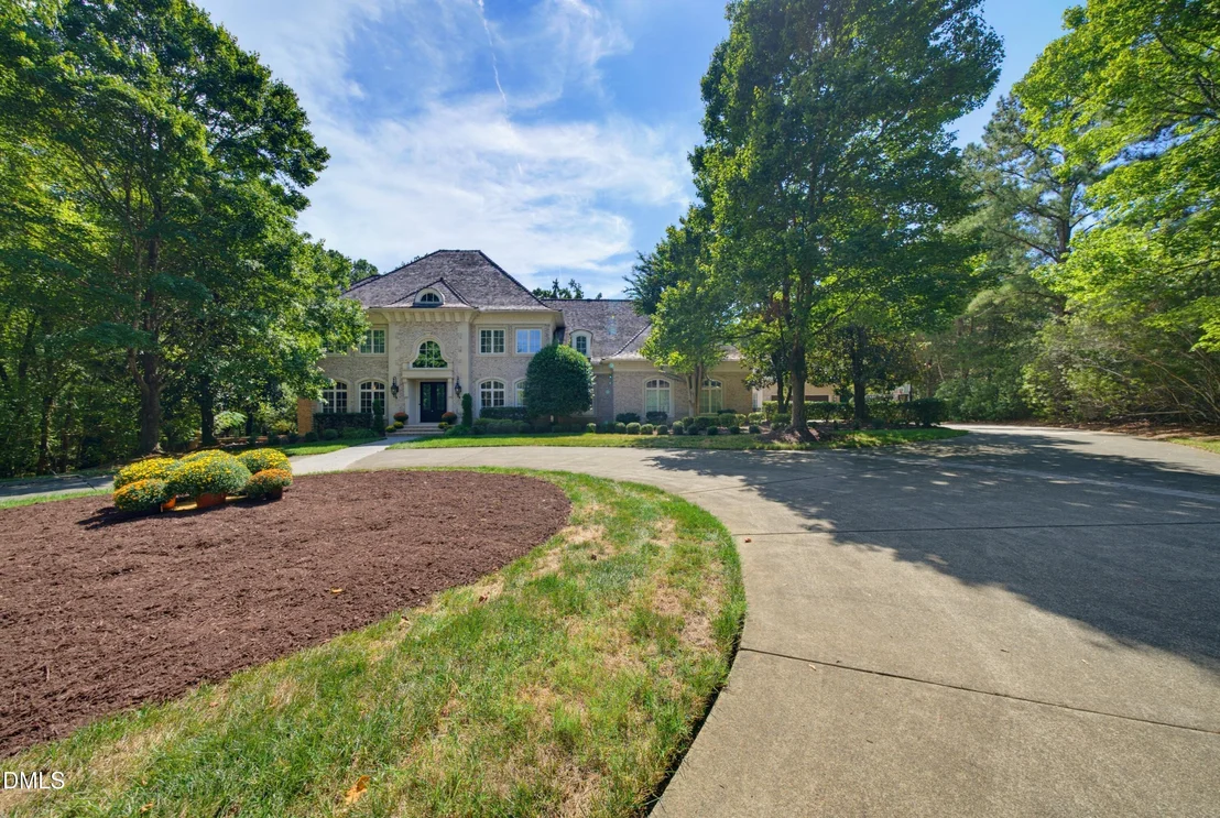 Photo of 6592 Wakefalls Drive
