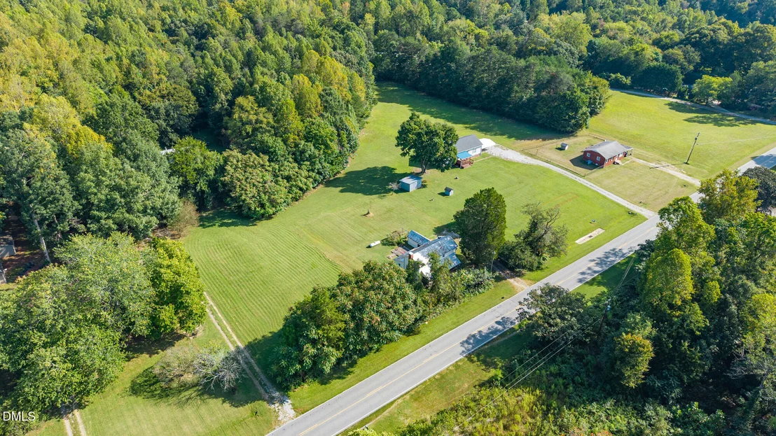Photo of 1056 Sutton Road