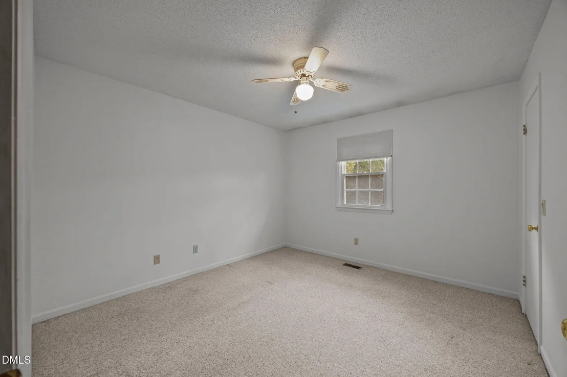 Photo of 3221 Oakridge Drive