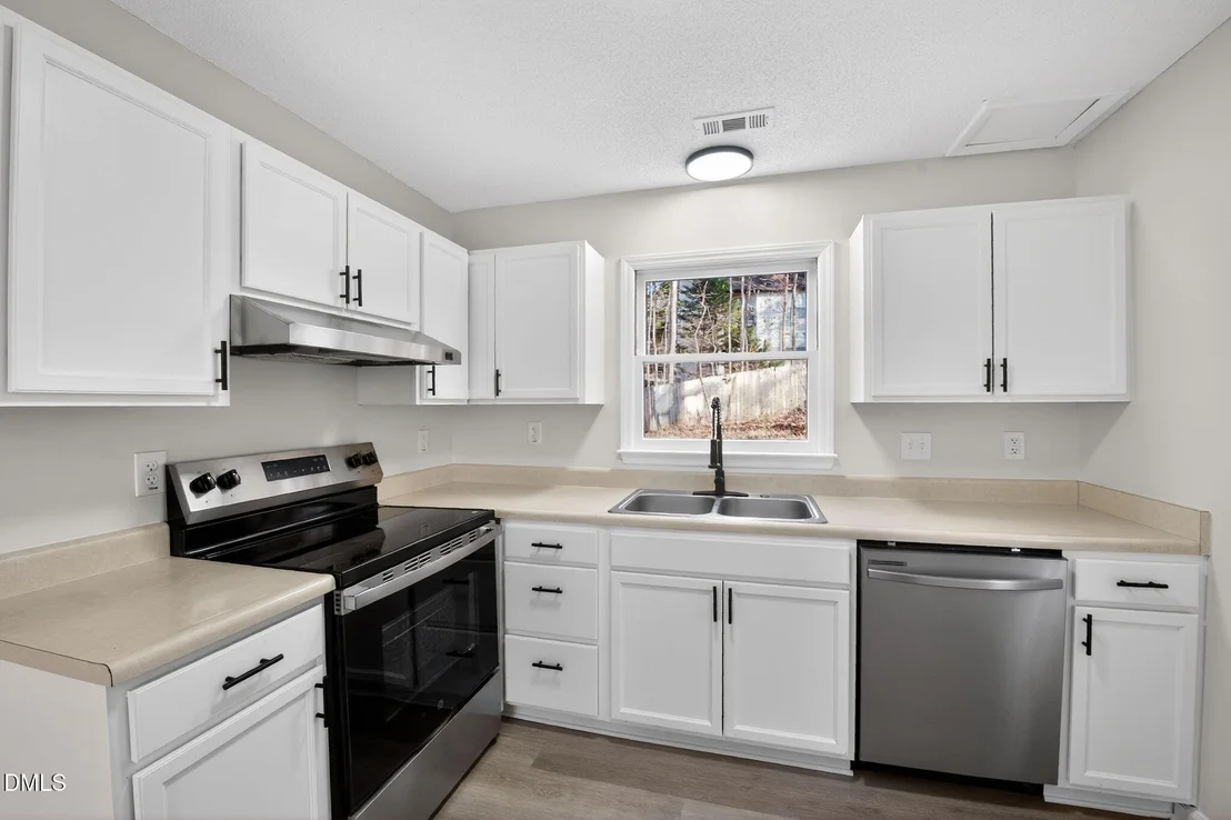 Photo of 1701 Valley