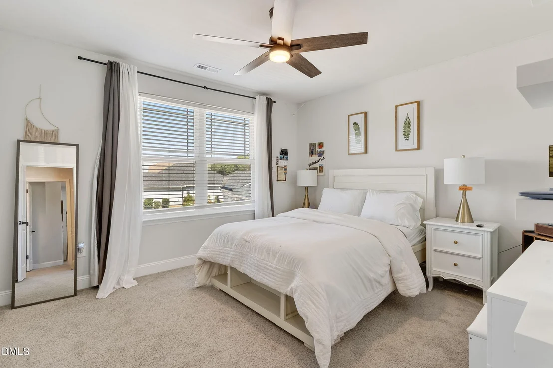 Photo of 283 Raptor Drive