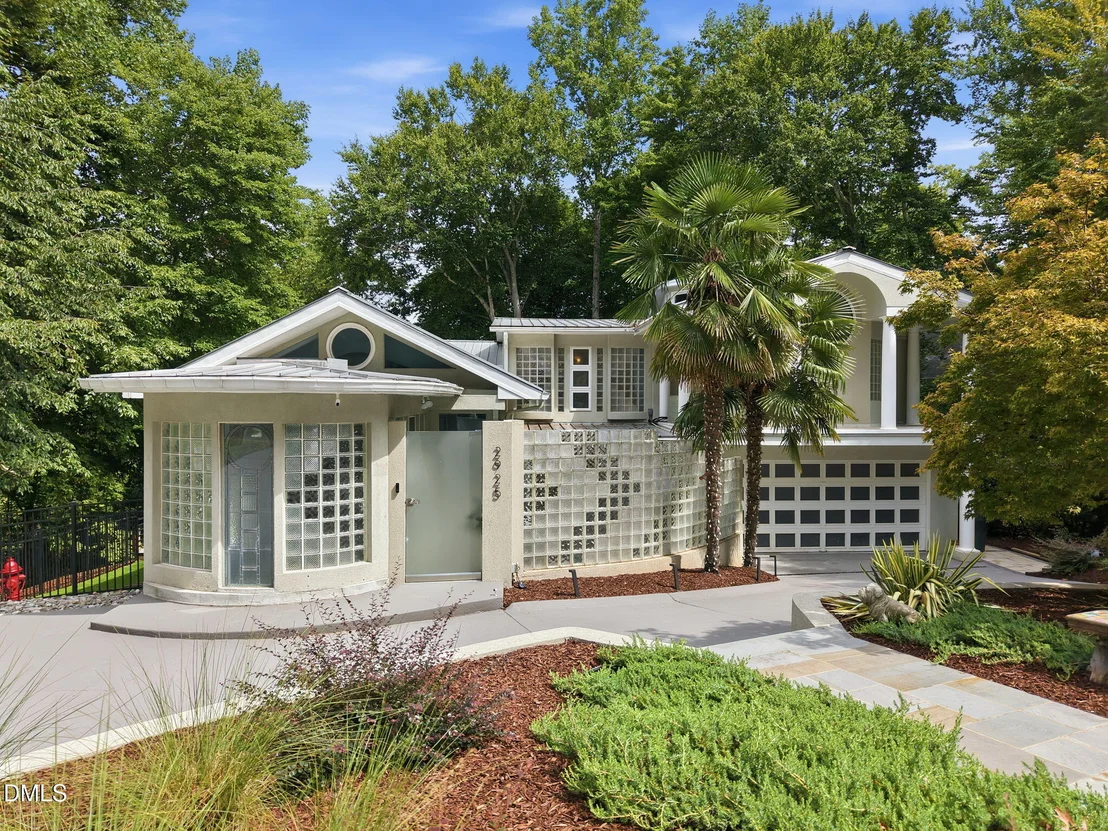 Photo of 2925 Debra Drive