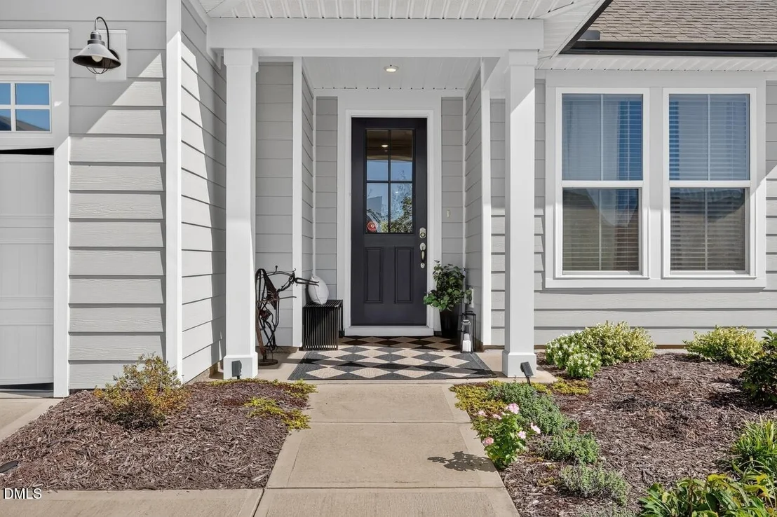 Photo of 344 Steeplechase Boulevard