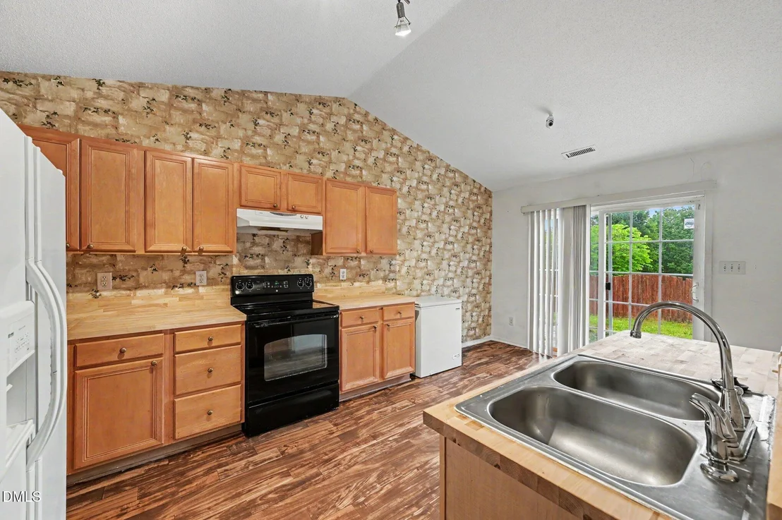 Photo of 1016 Penncross Drive