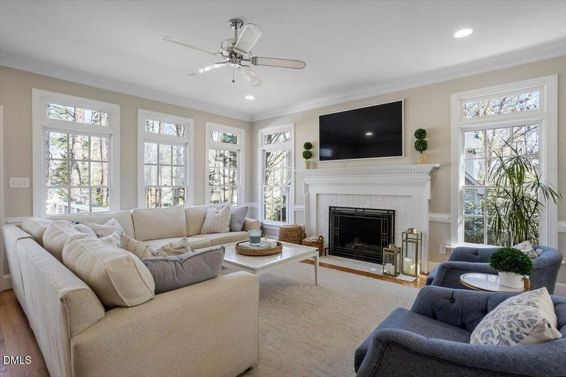 Photo of 101 Colburn Point
