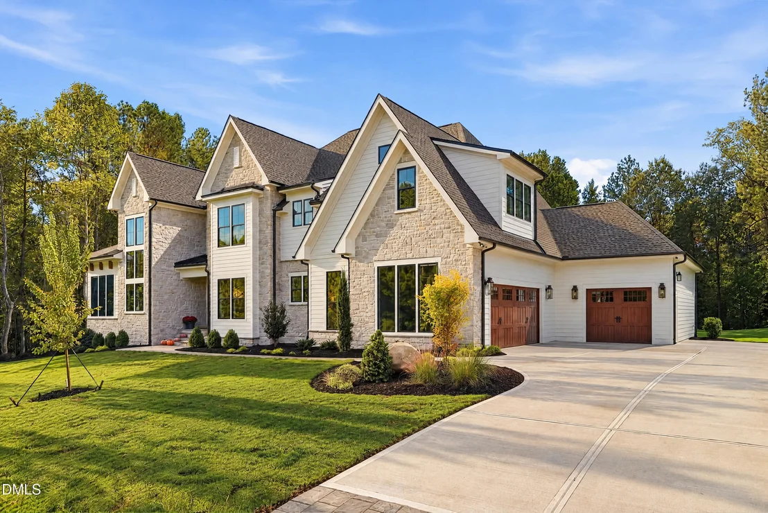 Photo of 181 Westhampton Drive