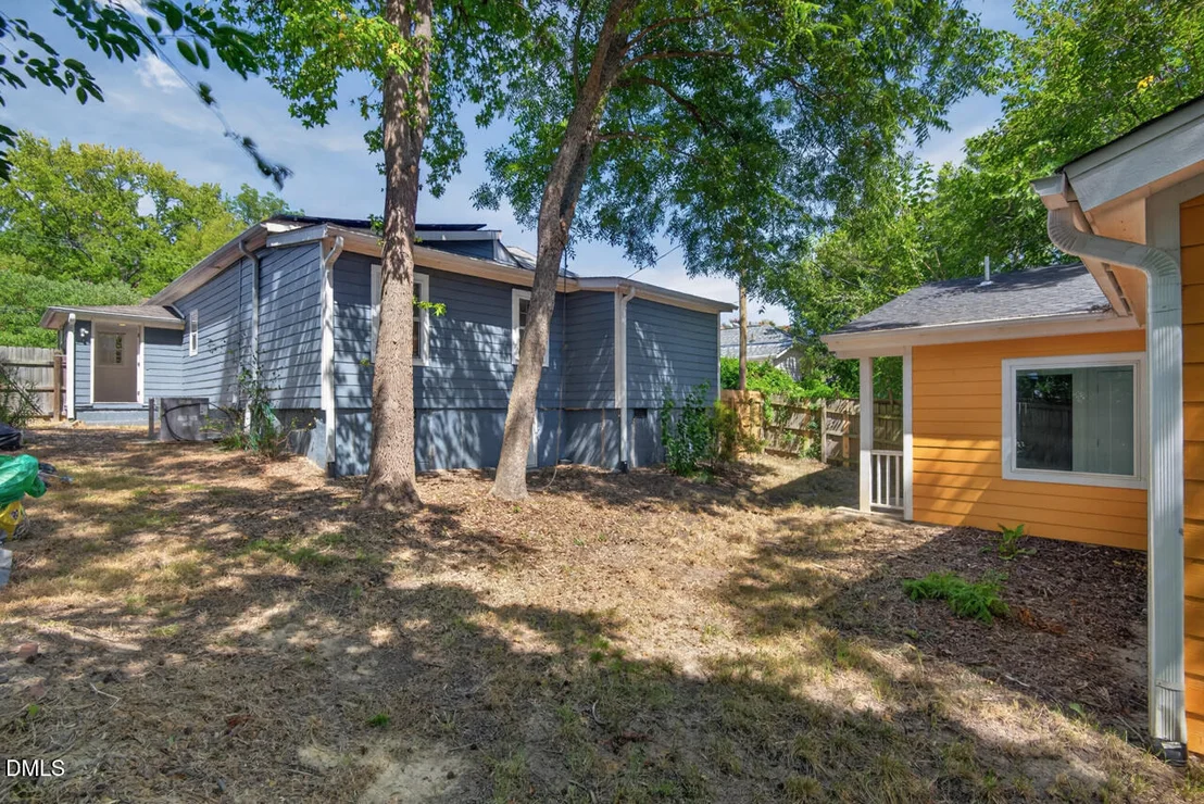 Photo of 408 Gray Avenue