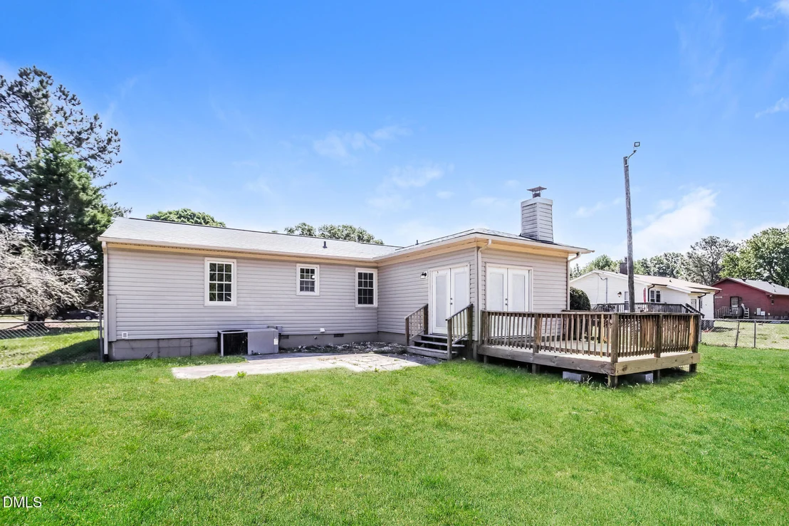 Photo of 870 Abbott Road