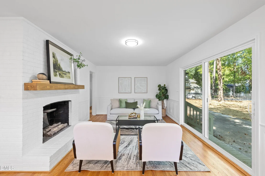 Photo of 112 Dickens Drive