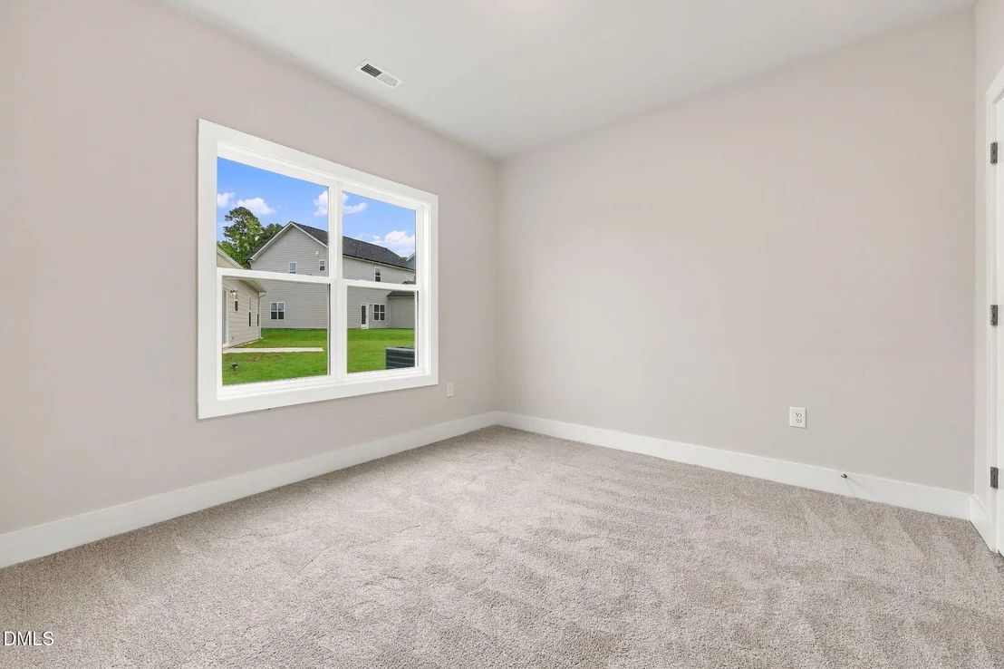 Photo of 139 Grinnell Loop