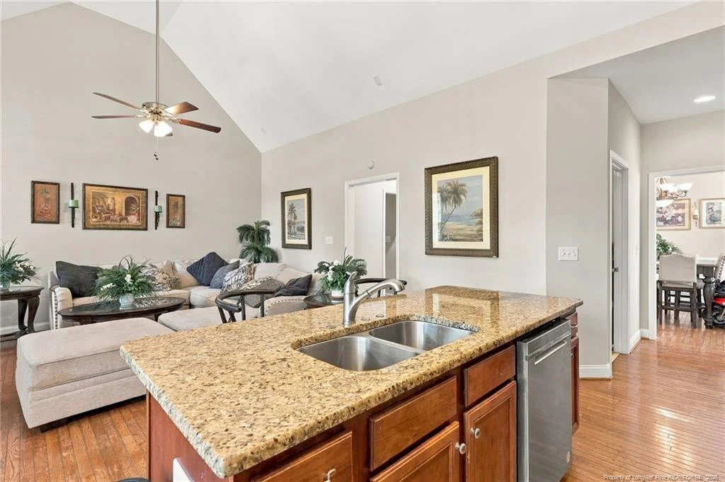 Photo of 188 Lamplighter Way