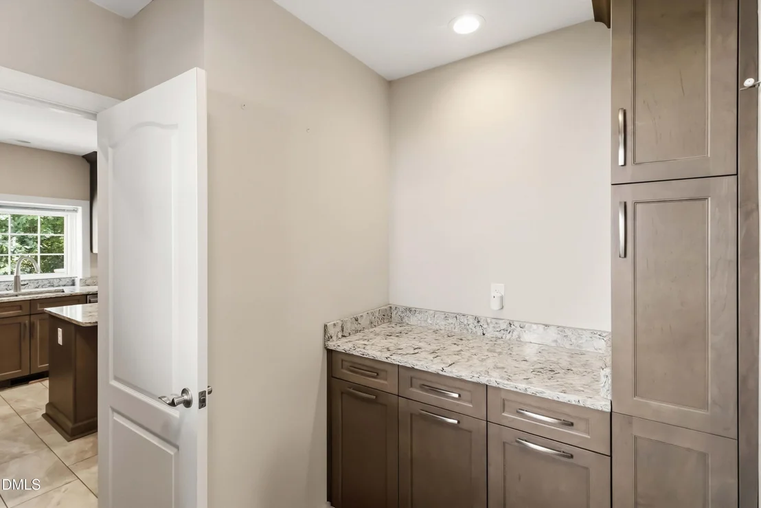 Photo of 104 Strathburgh Lane
