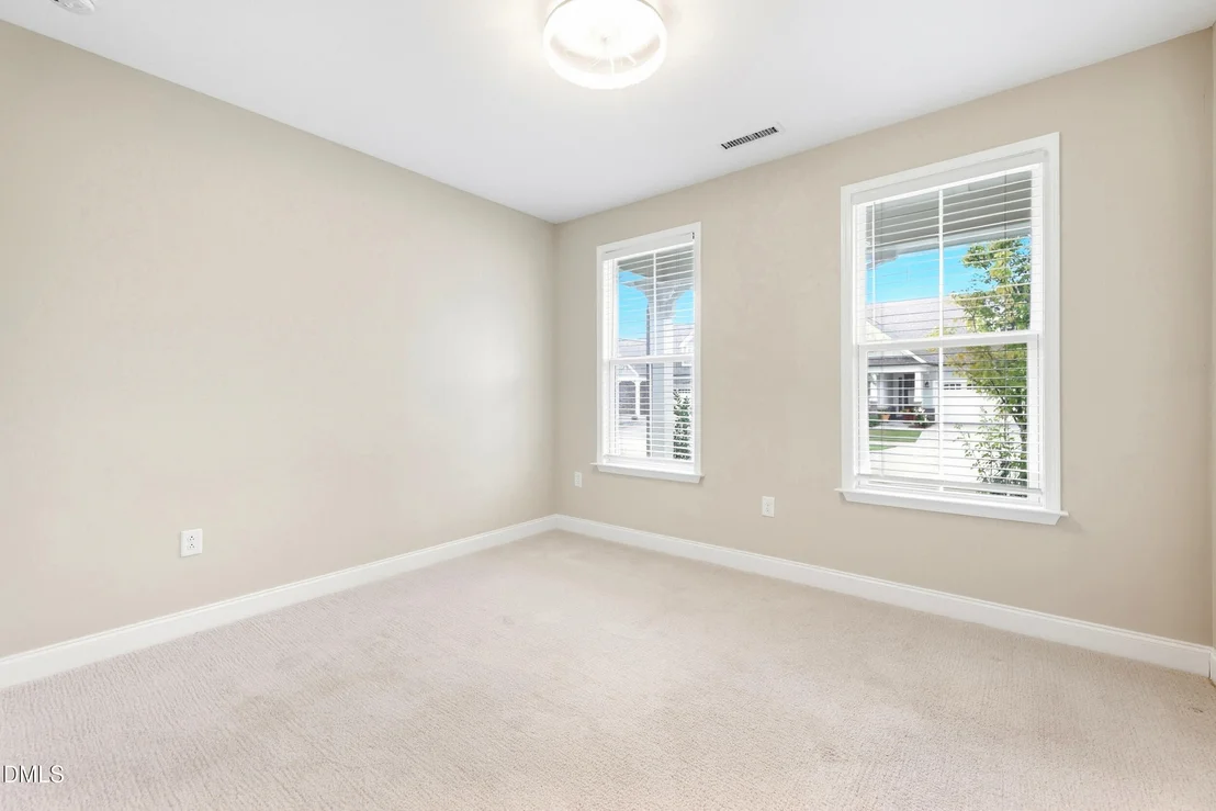 Photo of 1106 Pondfield Way