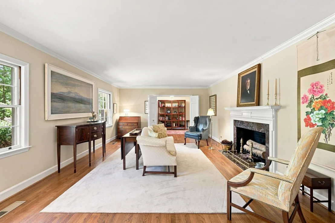 Photo of 3605 Rugby Road