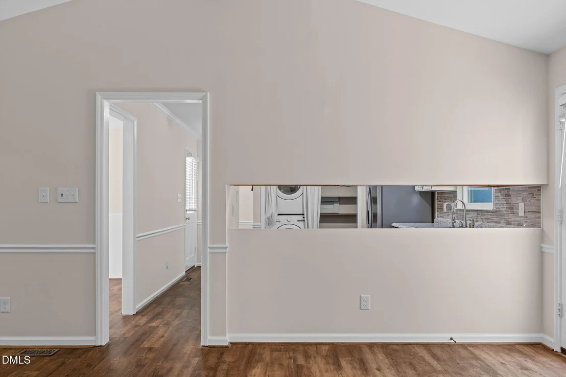 Photo of 8109 Round Oak Road