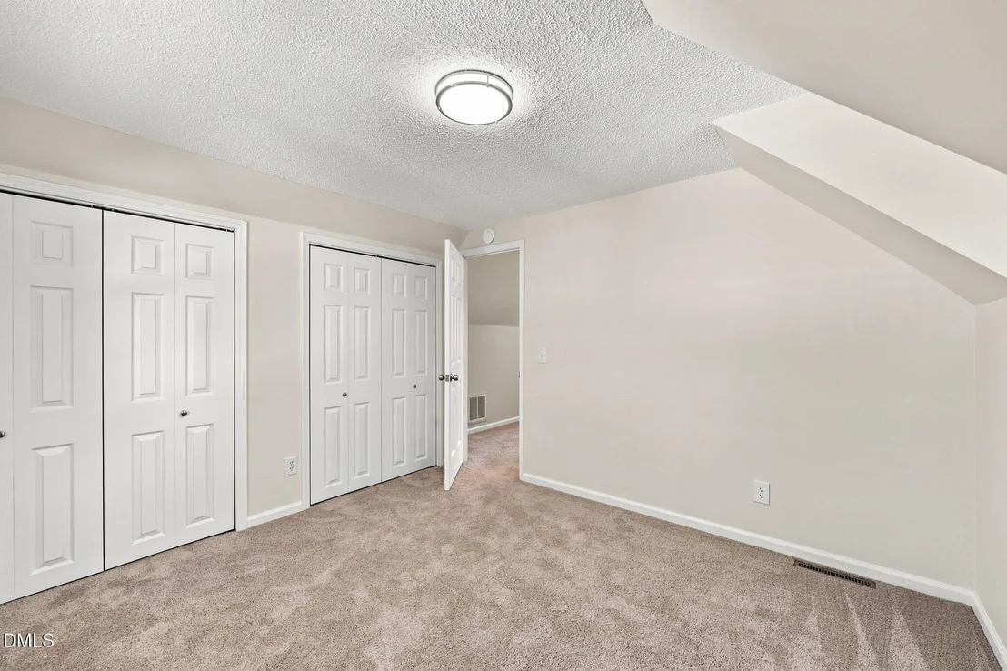 Photo of 909 Highview Street